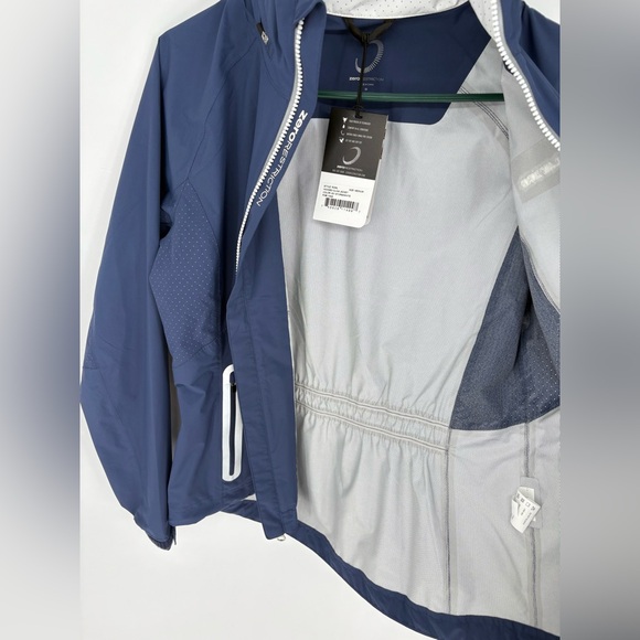 ZERO RESTRICTION THE PLAYERS HOODED OLIVIA JACKET in STORM/WHITE - Picture 10 of 16